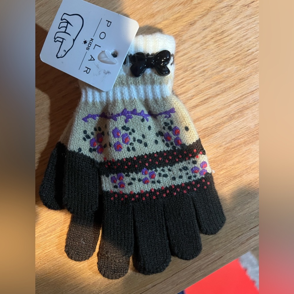 NWT Adorable kids gloves SFH PFH BUNDLE TO SAVE